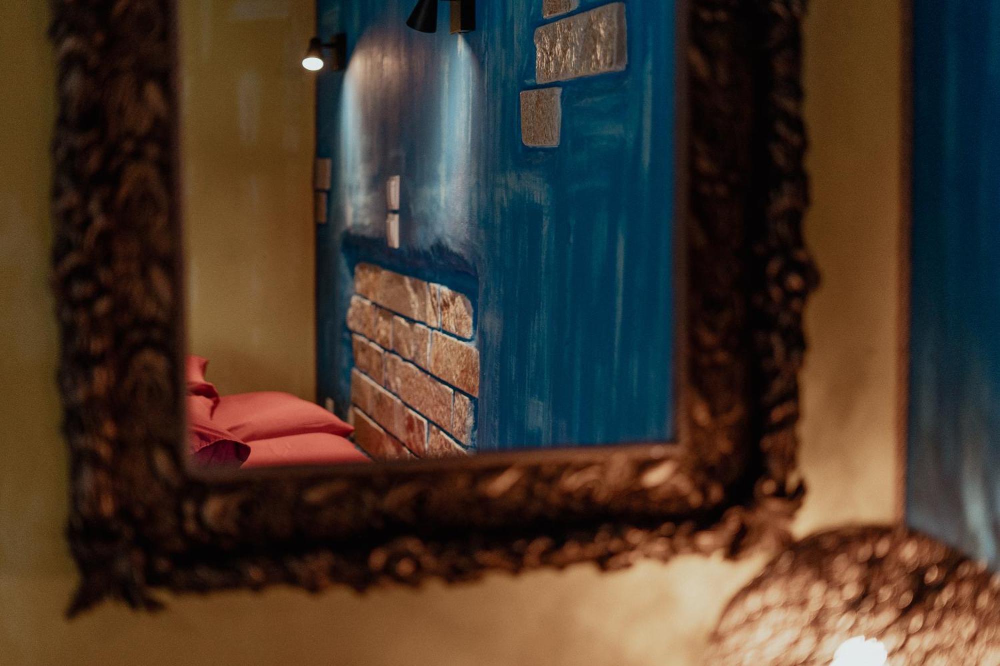 Antares Boutique Guesthouse Perama  Ngoại thất bức ảnh